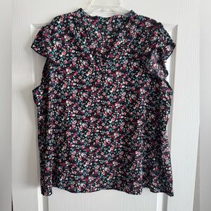 Floral Ruffle Sleeve Top - Black with small flowers, size 3X